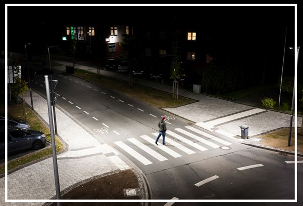 Đường phố thị trấn Delbrück ở Đức được chiếu sáng đèn led